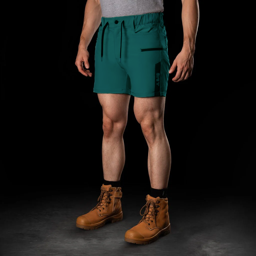 WATERPROOF ELASTIC WAIST SHORT SHORTS
