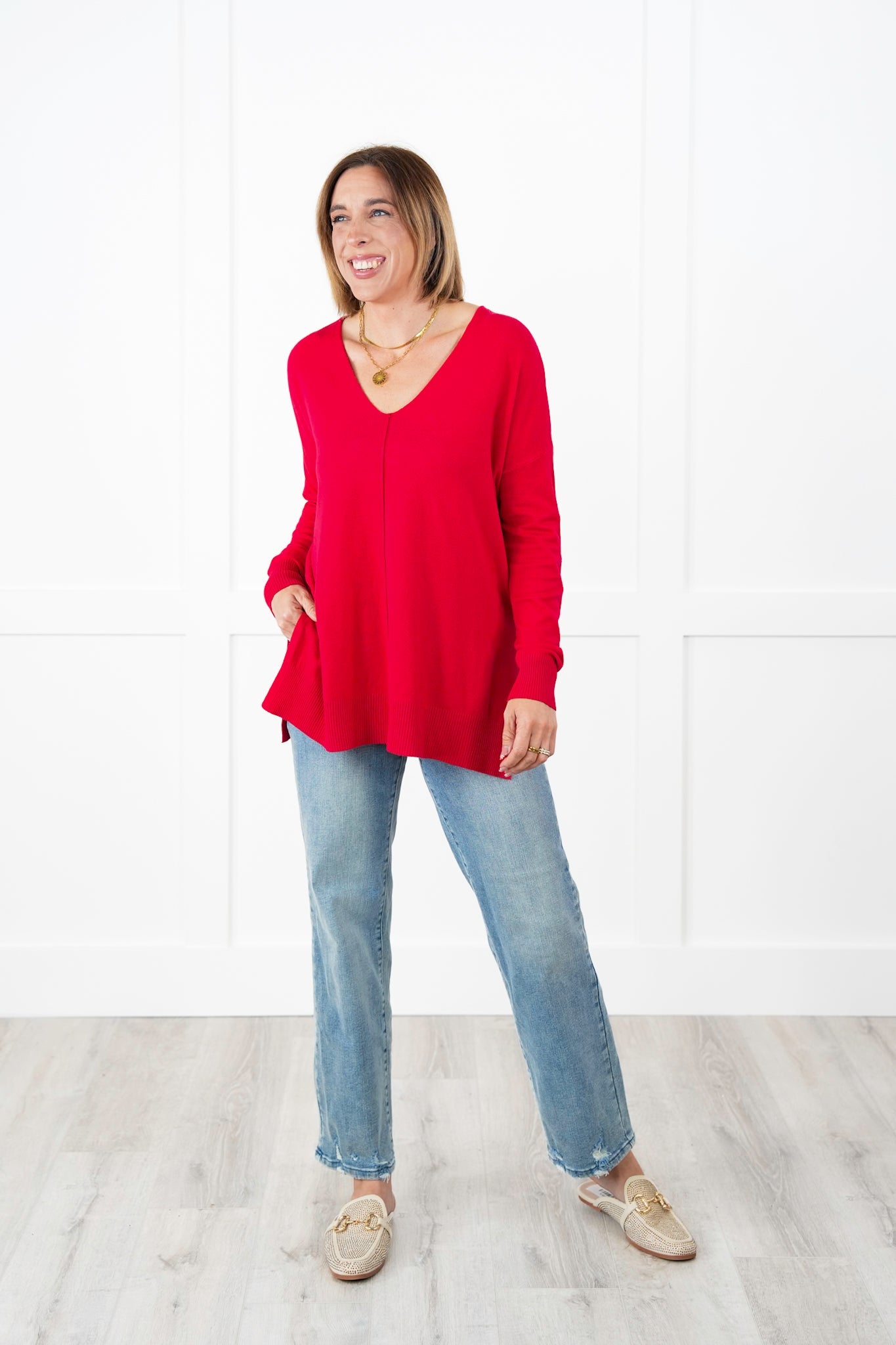 Hi-Low Hem V-Neck Center Seam Sweater (Multiple Colors)