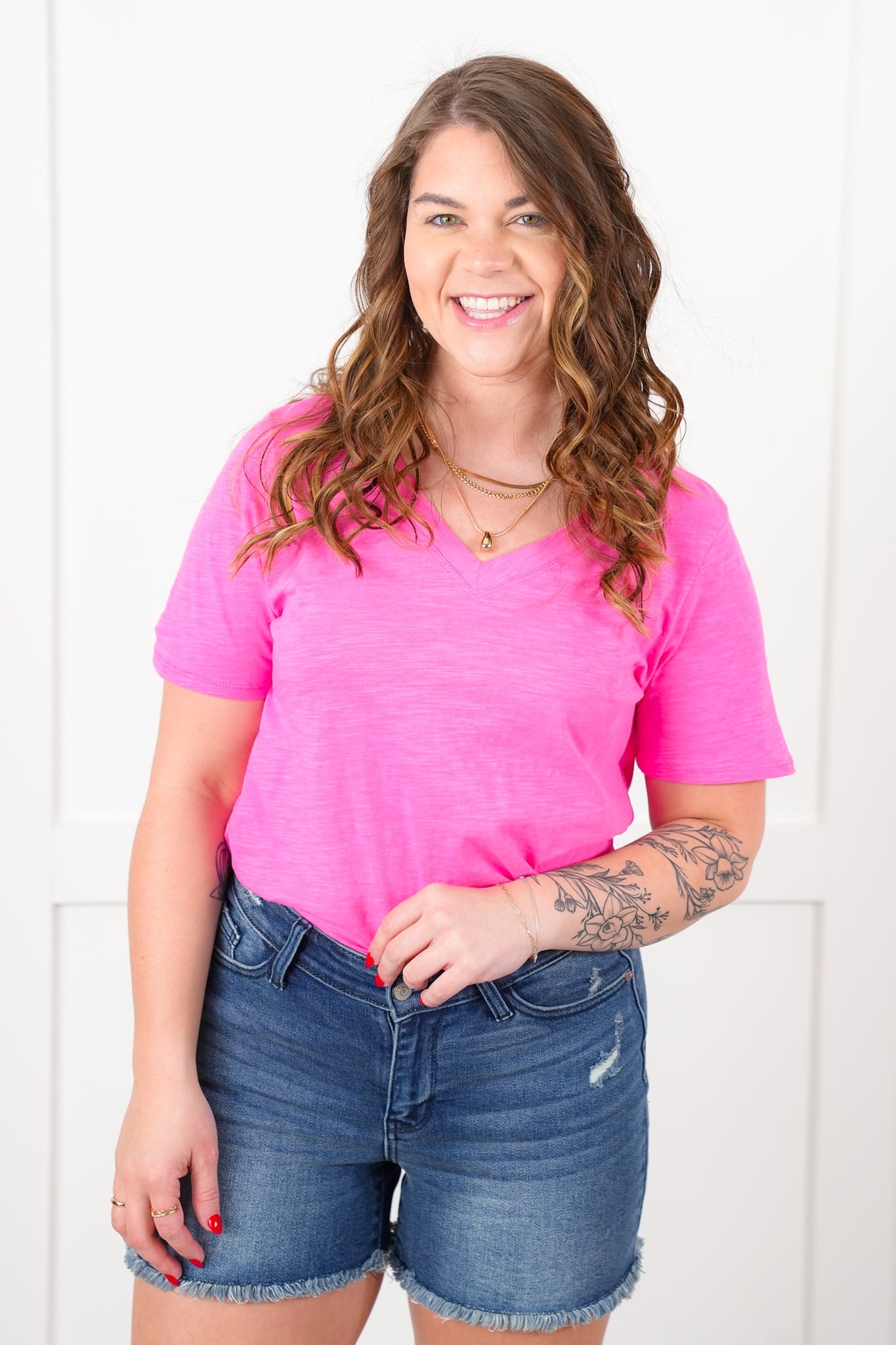 Door Buster! Plus/Reg Basic Cotton Short Sleeve V Neck Top (Multiple Colors)