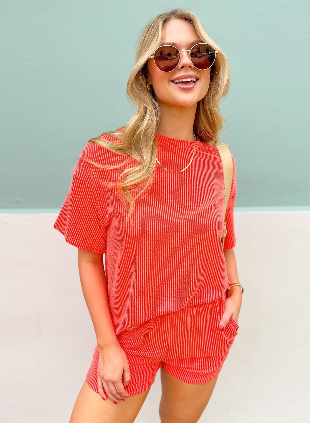 Women's Pocket Casual Short Sleeve T-shirt & Elastic Waist Shorts, Ribbed 2 Piece Sets