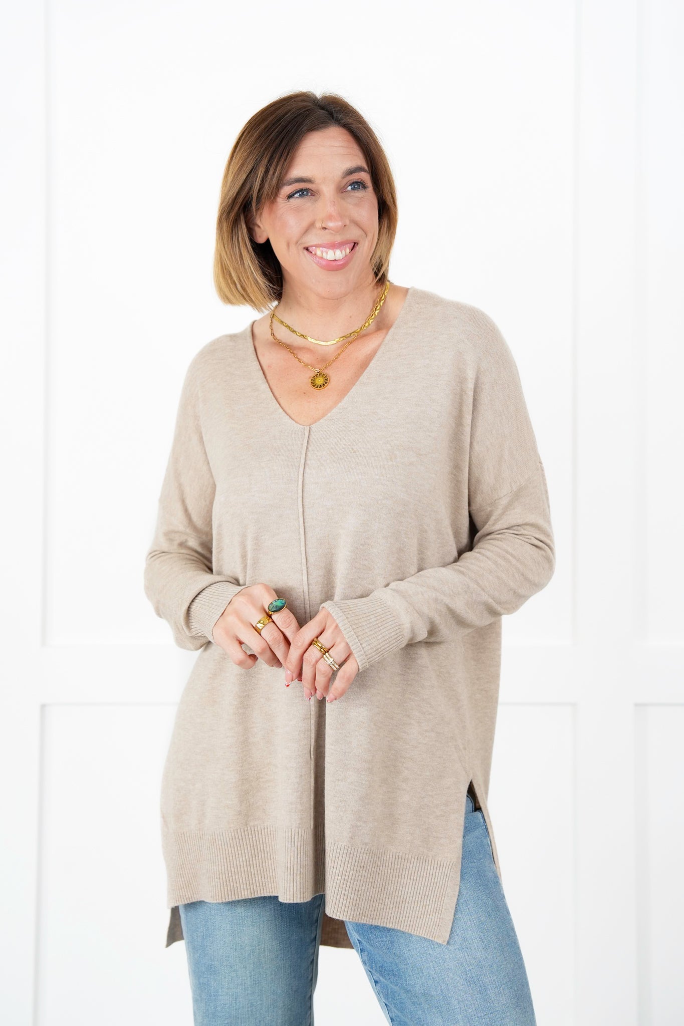 Hi-Low Hem V-Neck Center Seam Sweater (Multiple Colors)