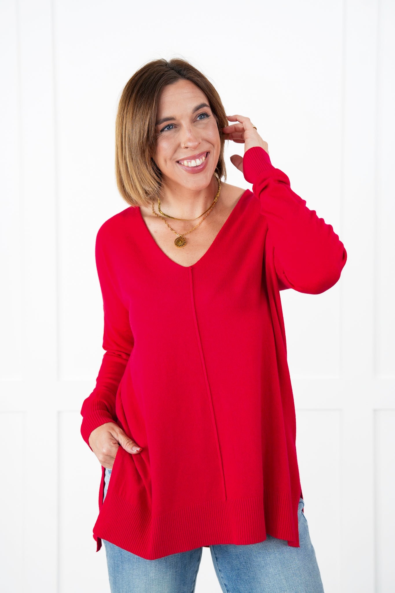 Hi-Low Hem V-Neck Center Seam Sweater (Multiple Colors)