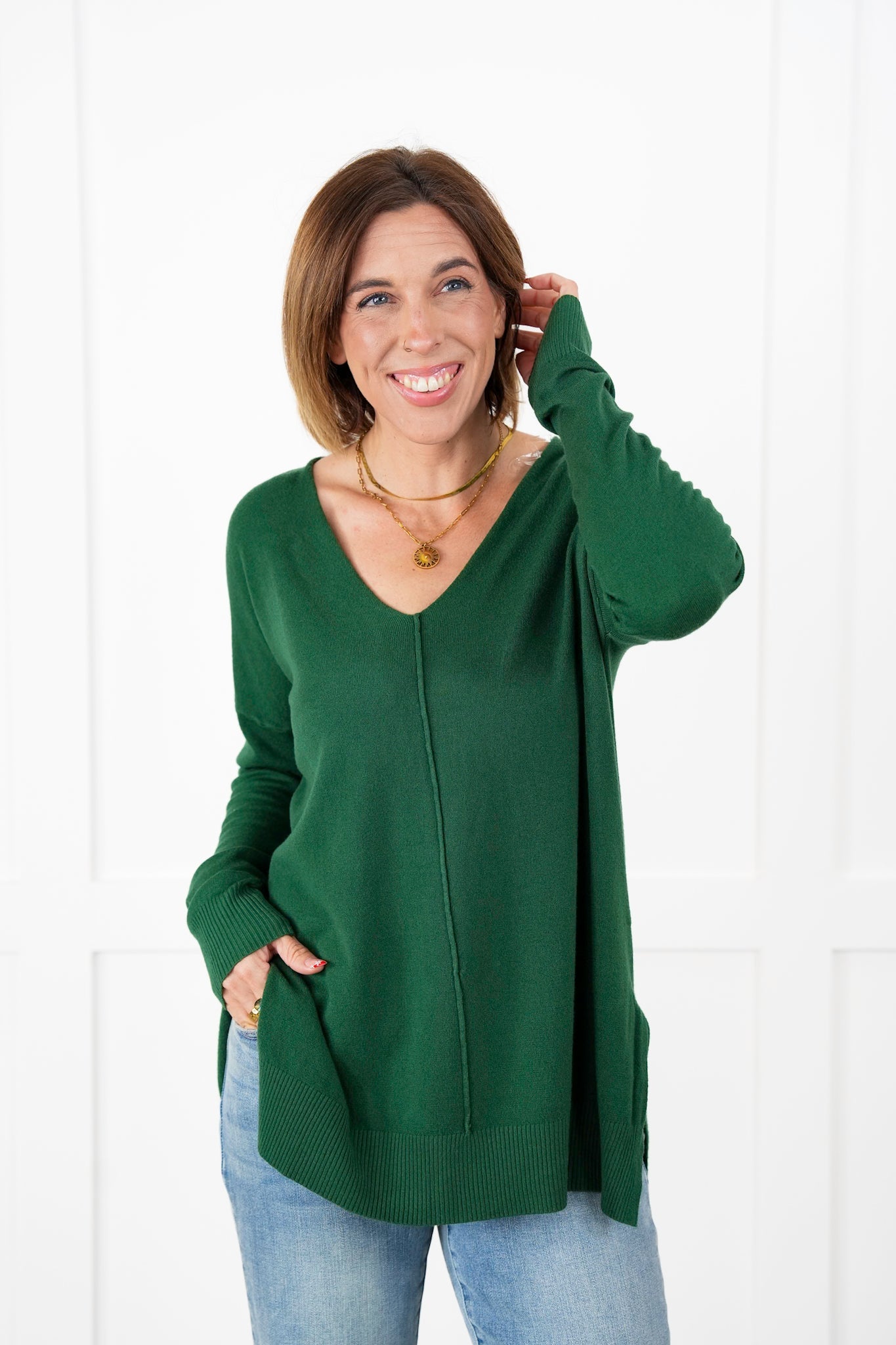 Hi-Low Hem V-Neck Center Seam Sweater (Multiple Colors)