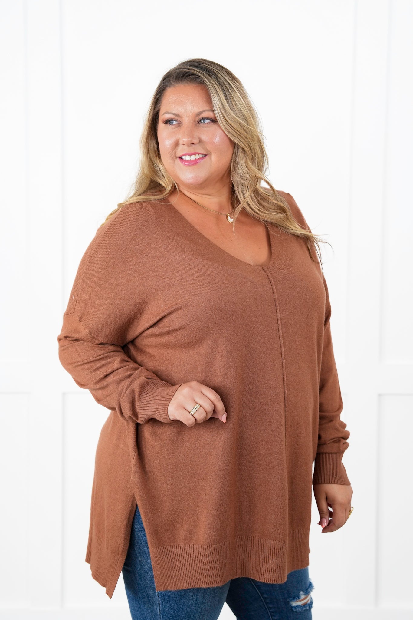 Hi-Low Hem V-Neck Center Seam Sweater (Multiple Colors)