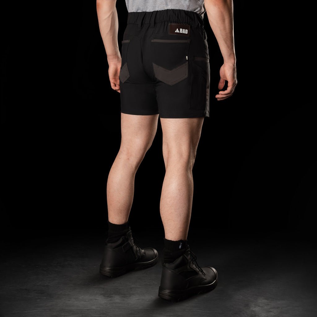 WATERPROOF ELASTIC WAIST SHORT SHORTS